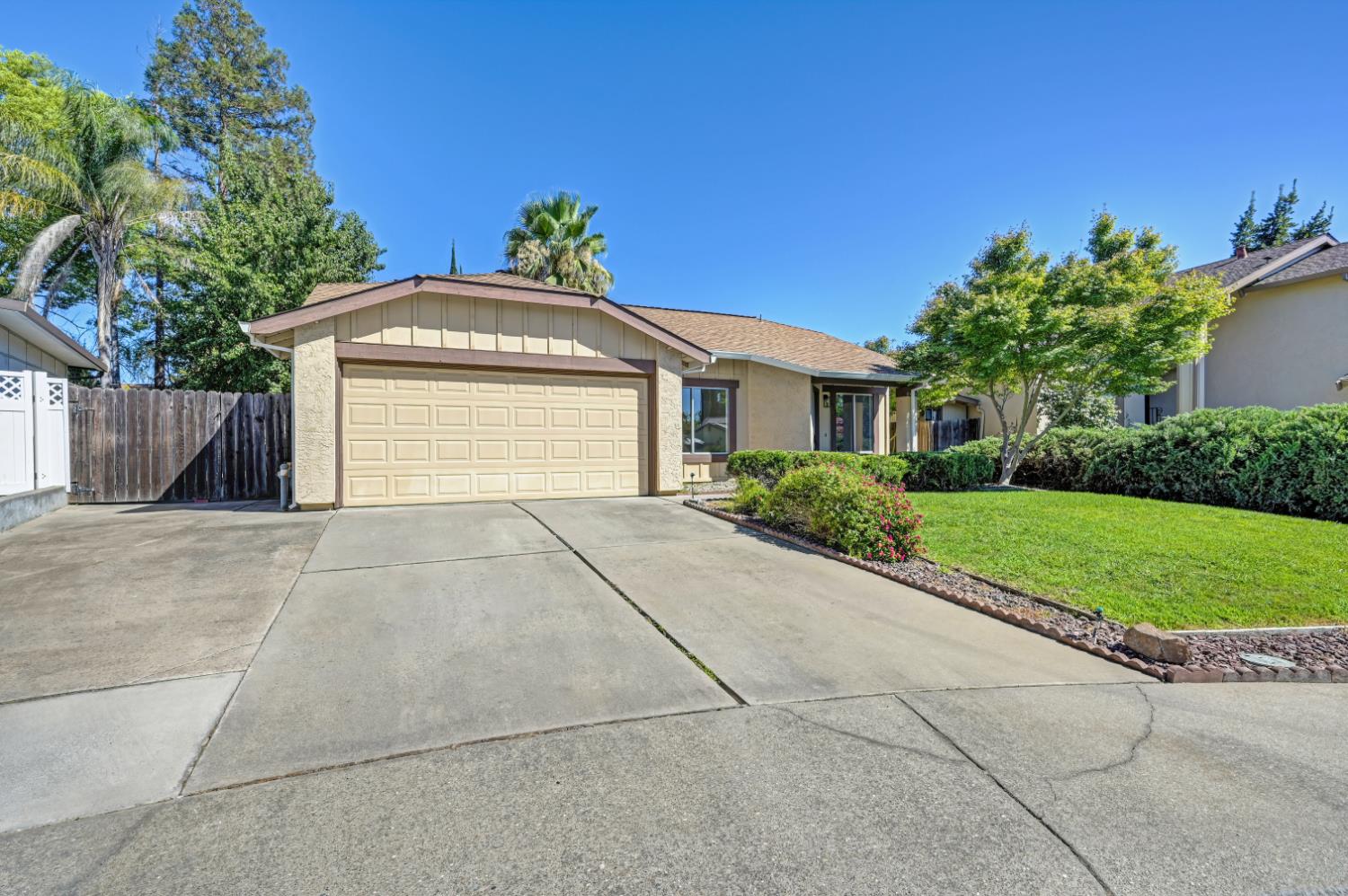 3912 Onawa Court