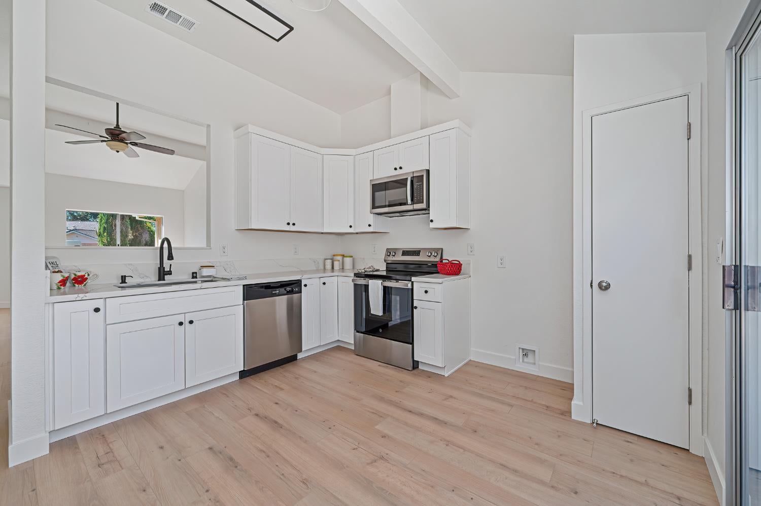 3912 Onawa Court