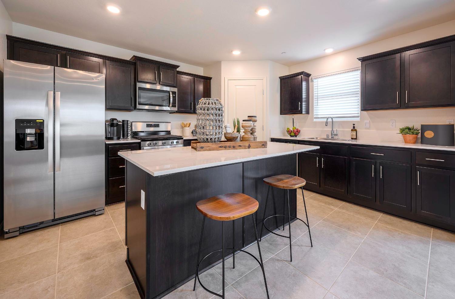 4049 Cinnabar Avenue 112 L