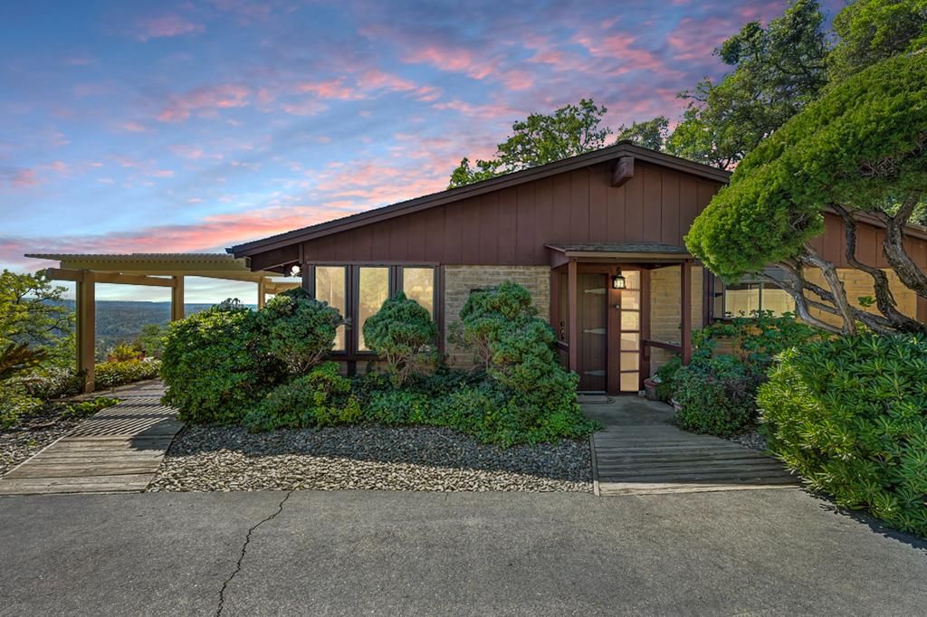 Photo of 6013 Dolomite Drive, El Dorado, CA 95623 (MLS # 226031916)