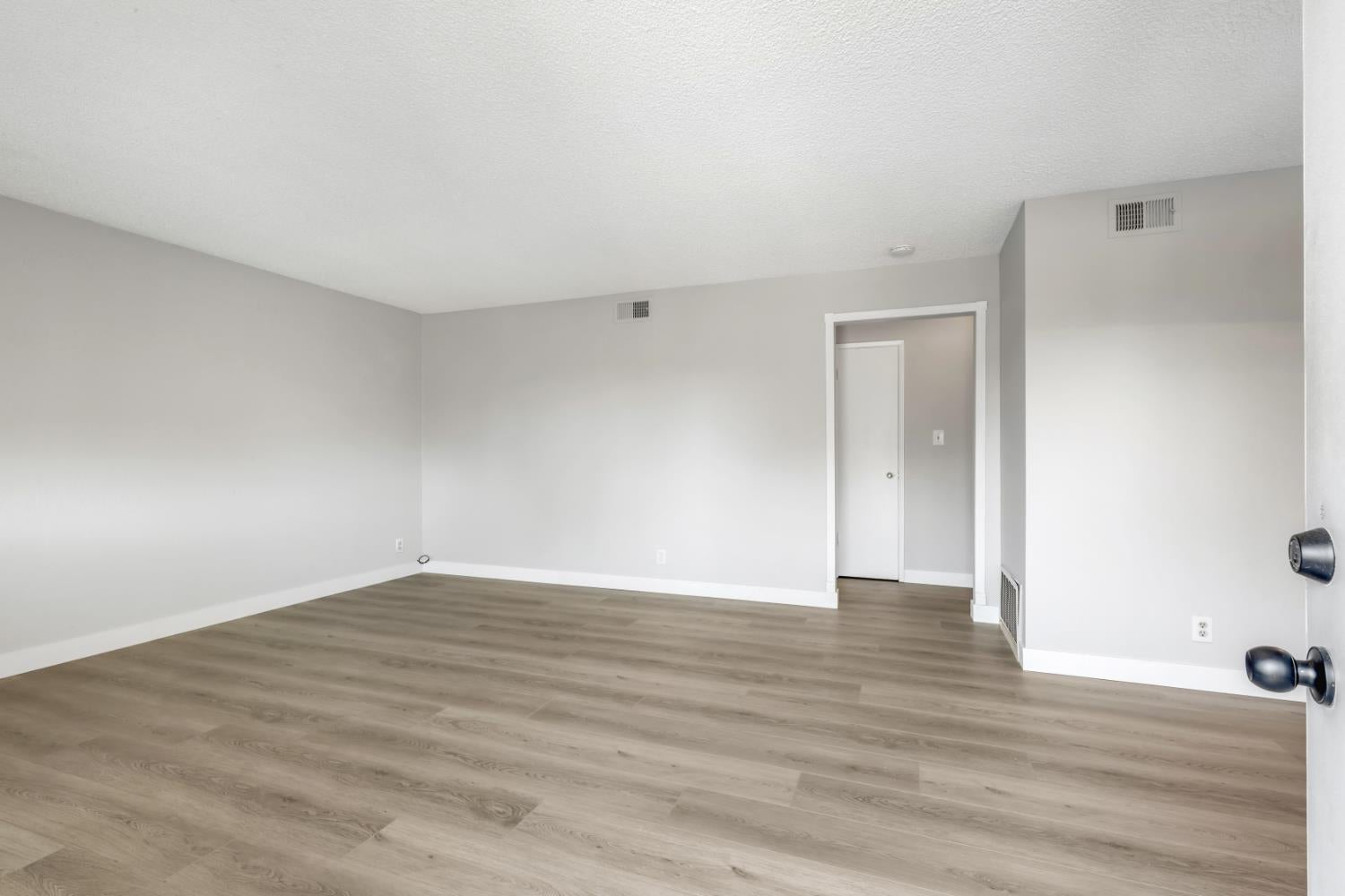 6525 Greenback Lane 1
