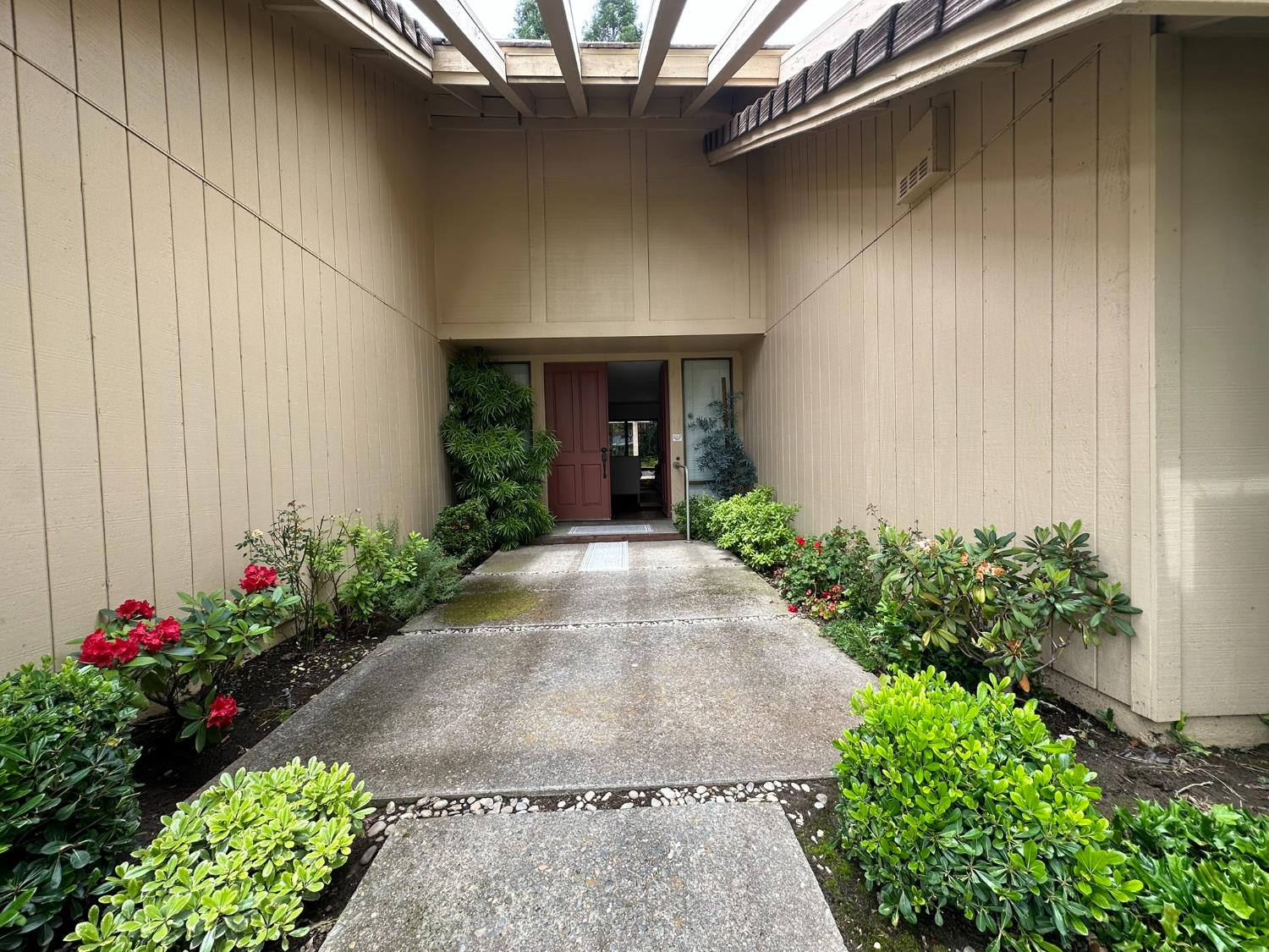 7929 Wildridge Drive