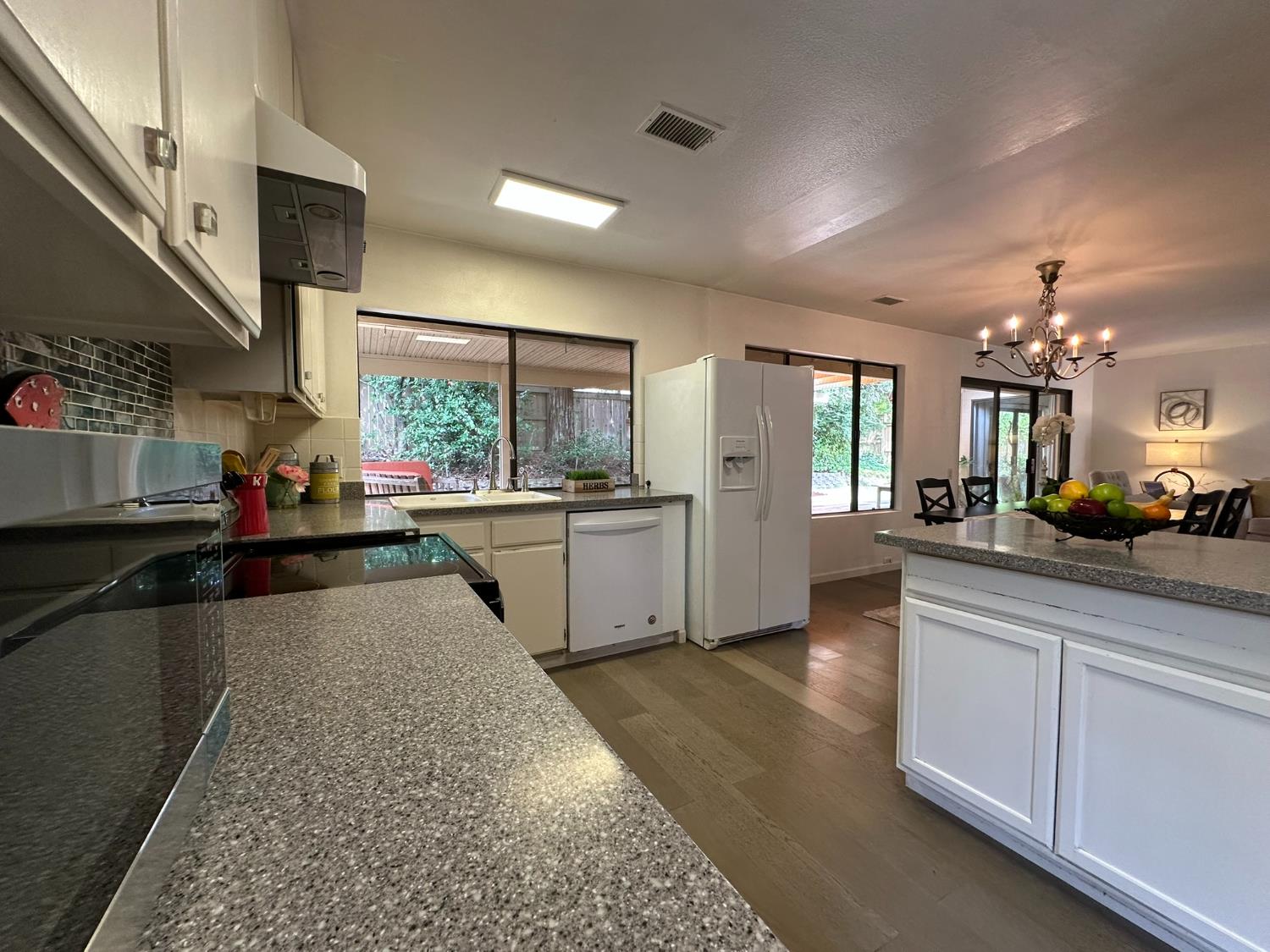 7929 Wildridge Drive