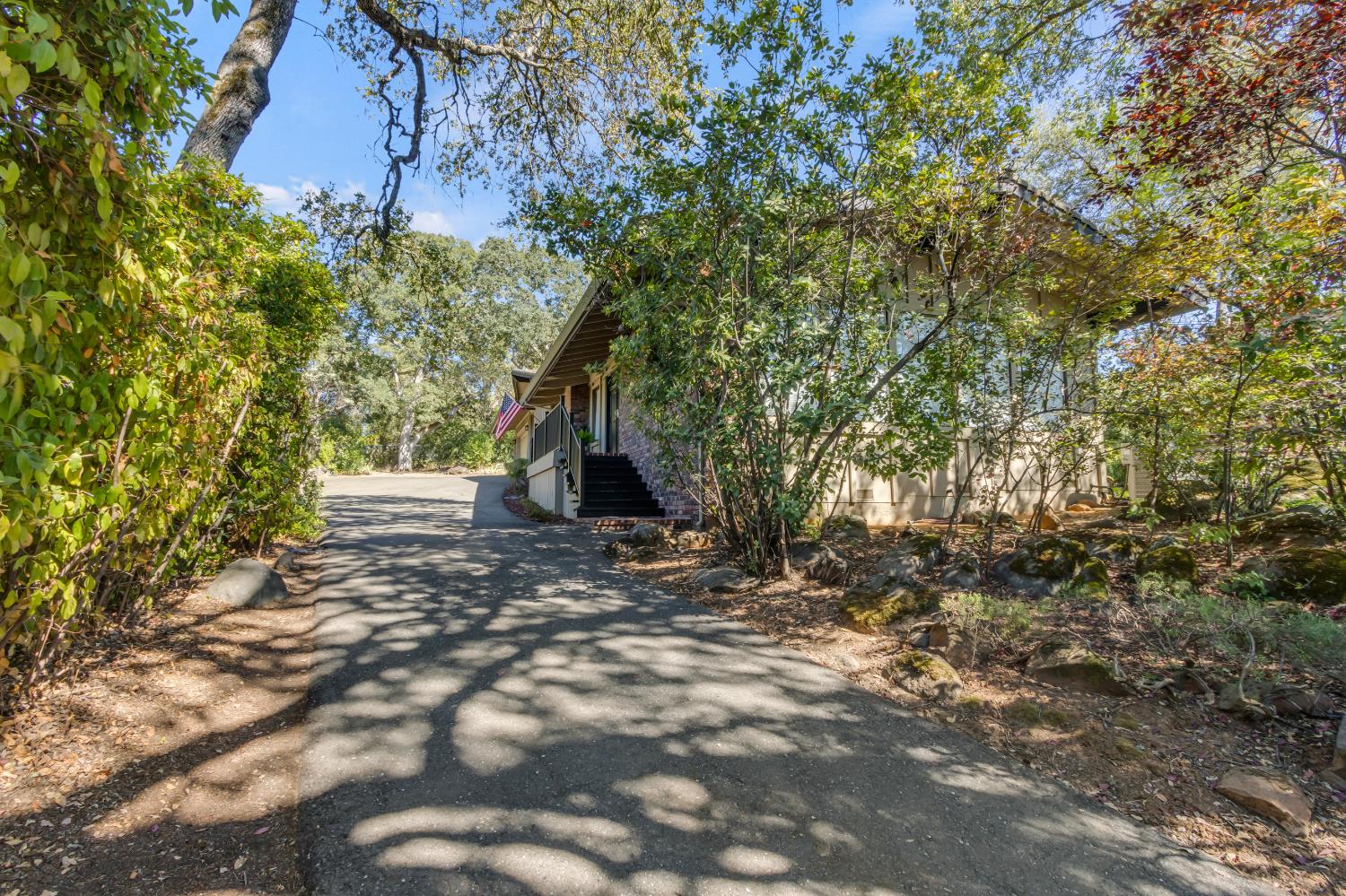 3749 Fairway Drive