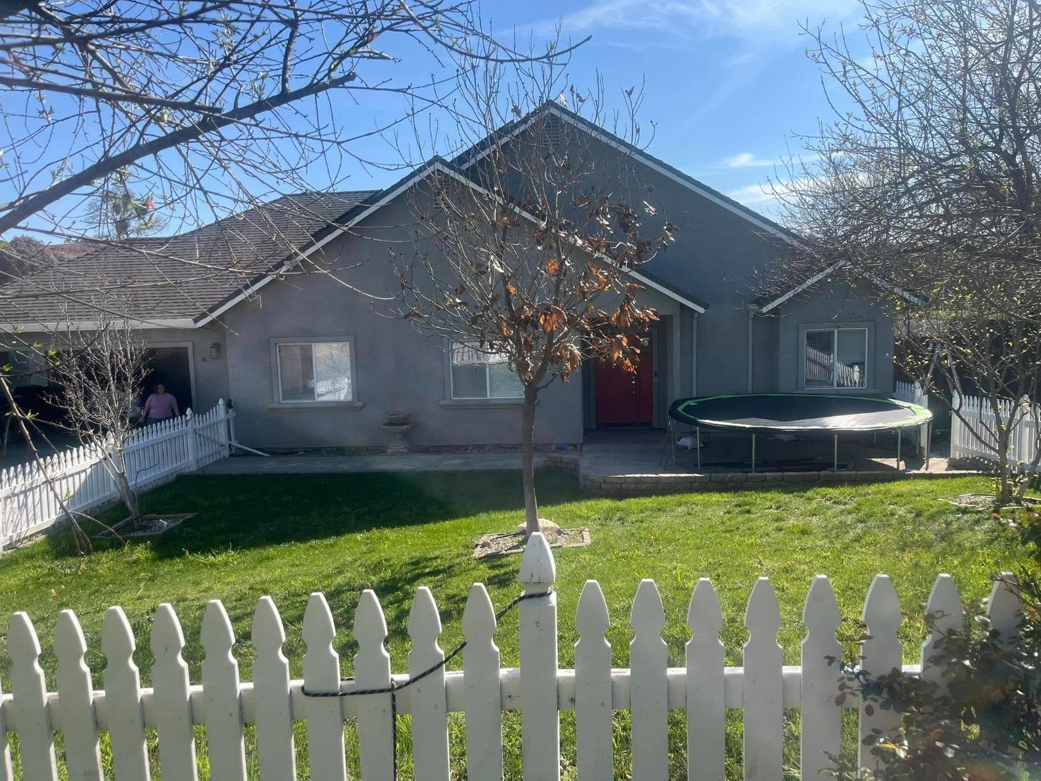 Listing image 6