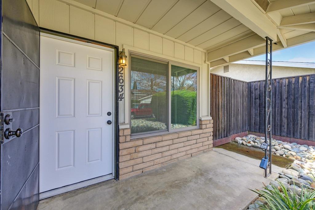 2634 Capitales Drive