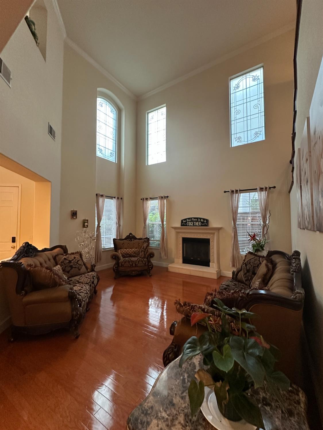 205 Hawkcrest Circle