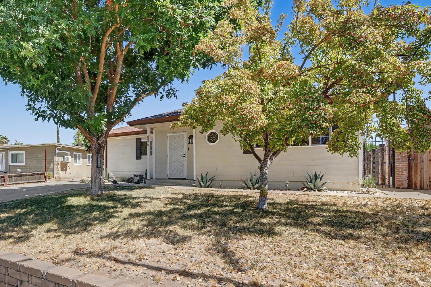 5828 N Haven Drive