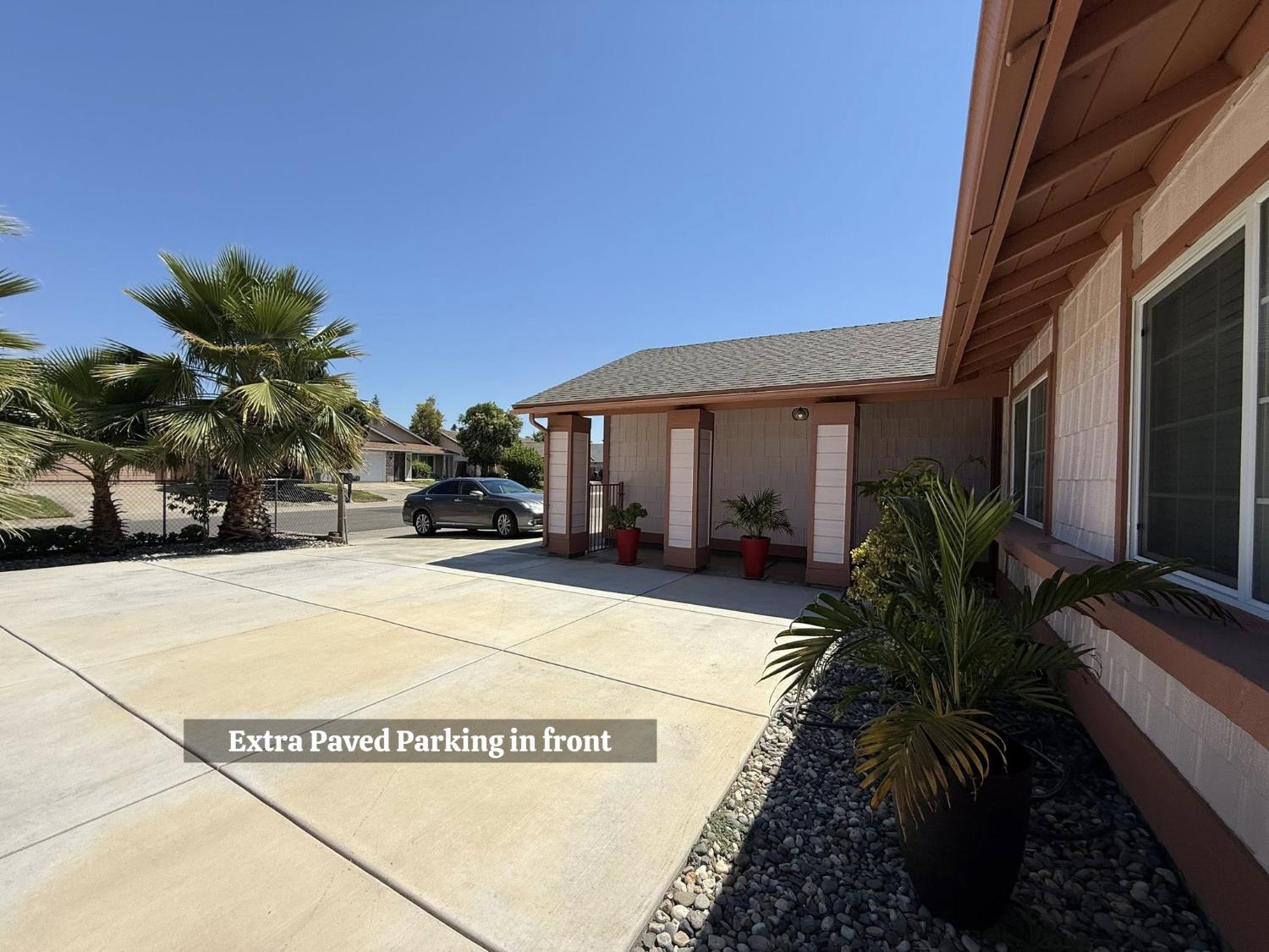 Sacramento, California 95828, United States, 3 Bedrooms Bedrooms, ,2 BathroomsBathrooms,Residential,Active,173141