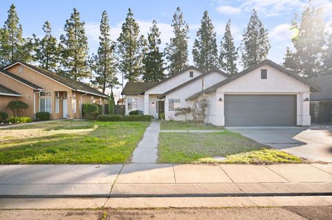 124 Wawona Street, Manteca, CA 95337 - MLS#: 225016049