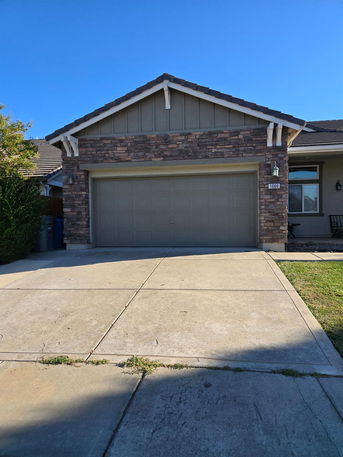 1666 Guildford Way