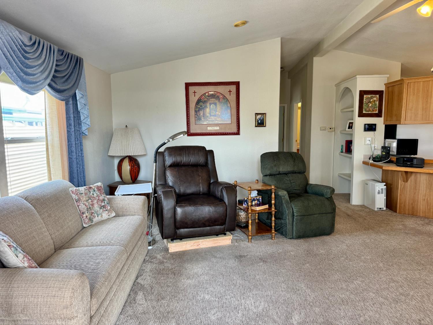 2505 Jackson Ave. #111