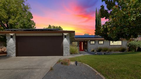 1814 Vista Creek Drive Roseville CA 95661