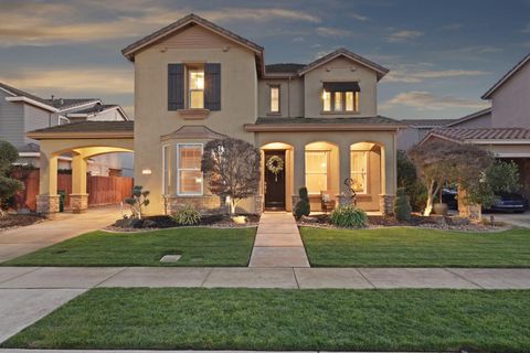 2246 Katzakian Way Lodi CA 95242