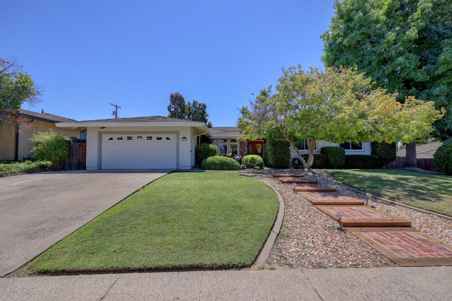 8242 Treecrest Avenue