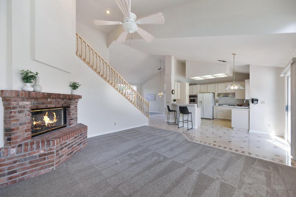 105 Hamersley Court