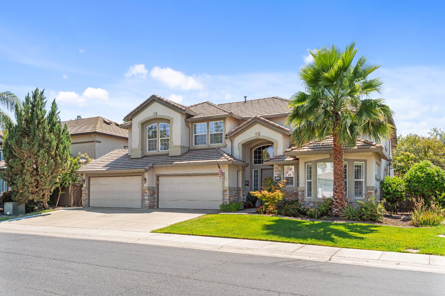 230 Hawkcrest Circle