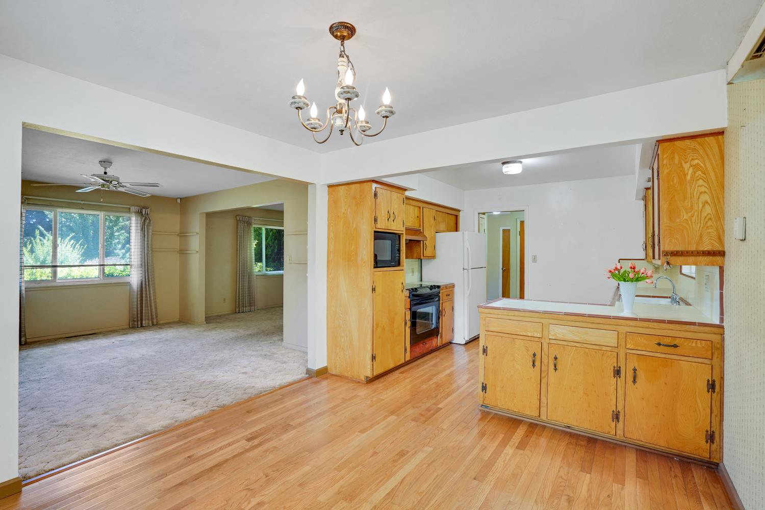 3901 Orangewood Drive