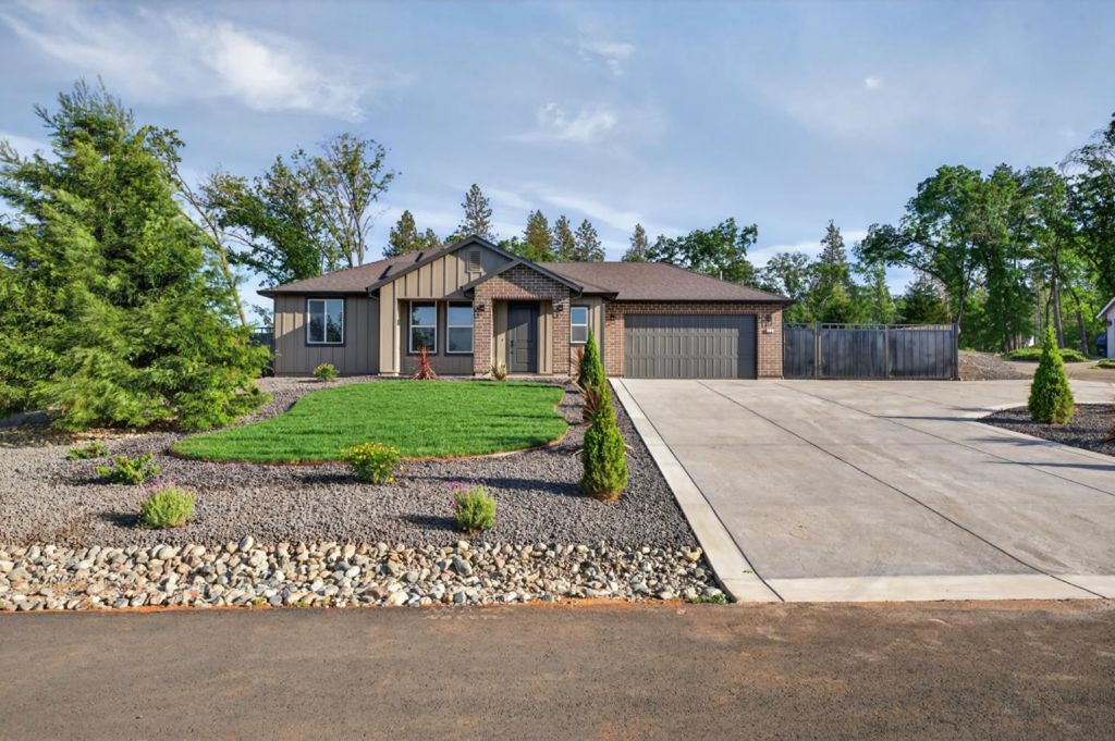 Photo of 6301 Ruby Lane, Paradise, CA 95969 (MLS # 226037923)