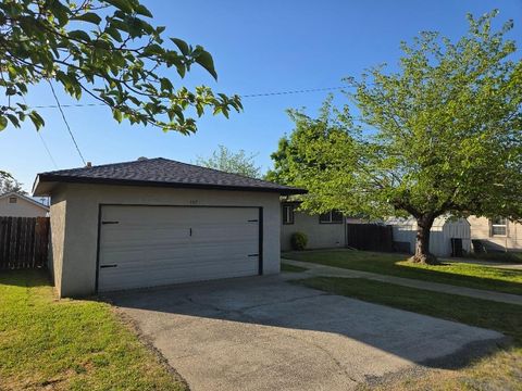 157 Sequoia Avenue Valley Springs CA 95252