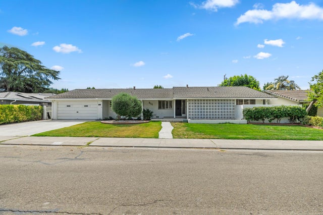 14 W Canterbury Drive