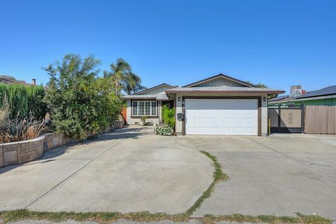 41 W Kavanagh Avenue Tracy CA 95376