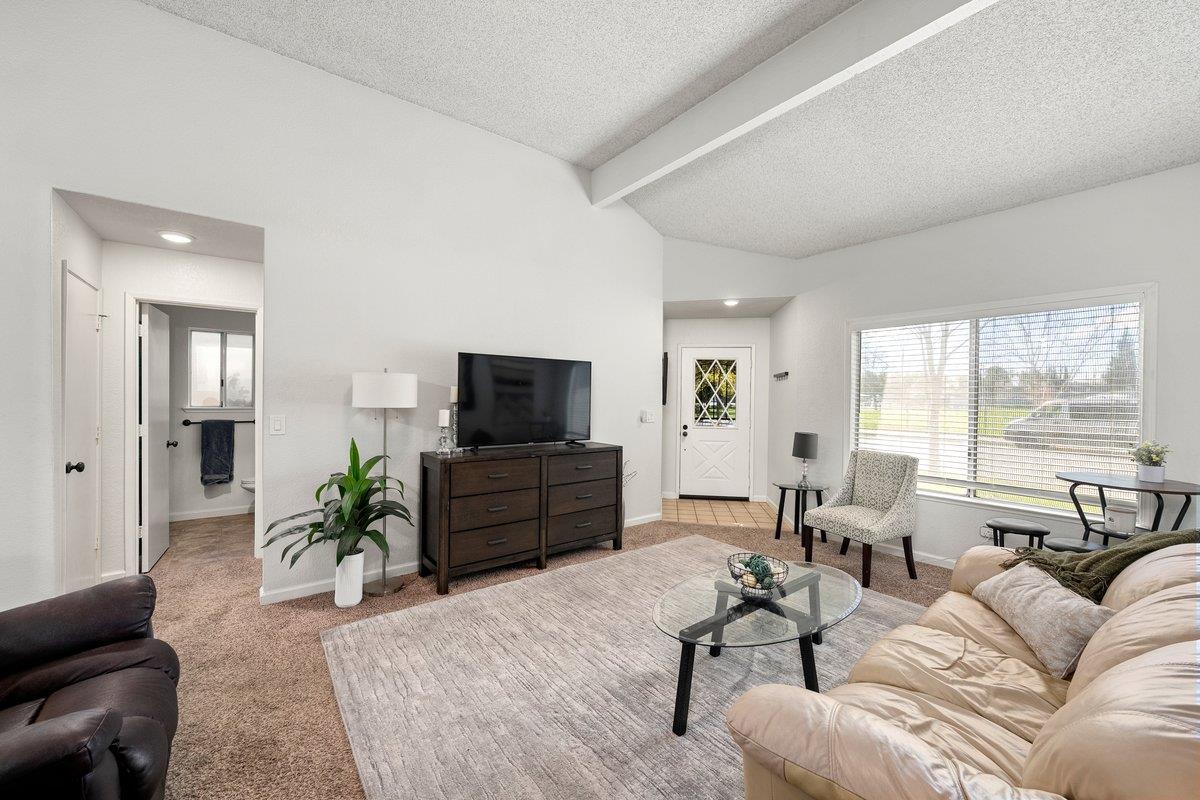 7722 Brown Otter Drive