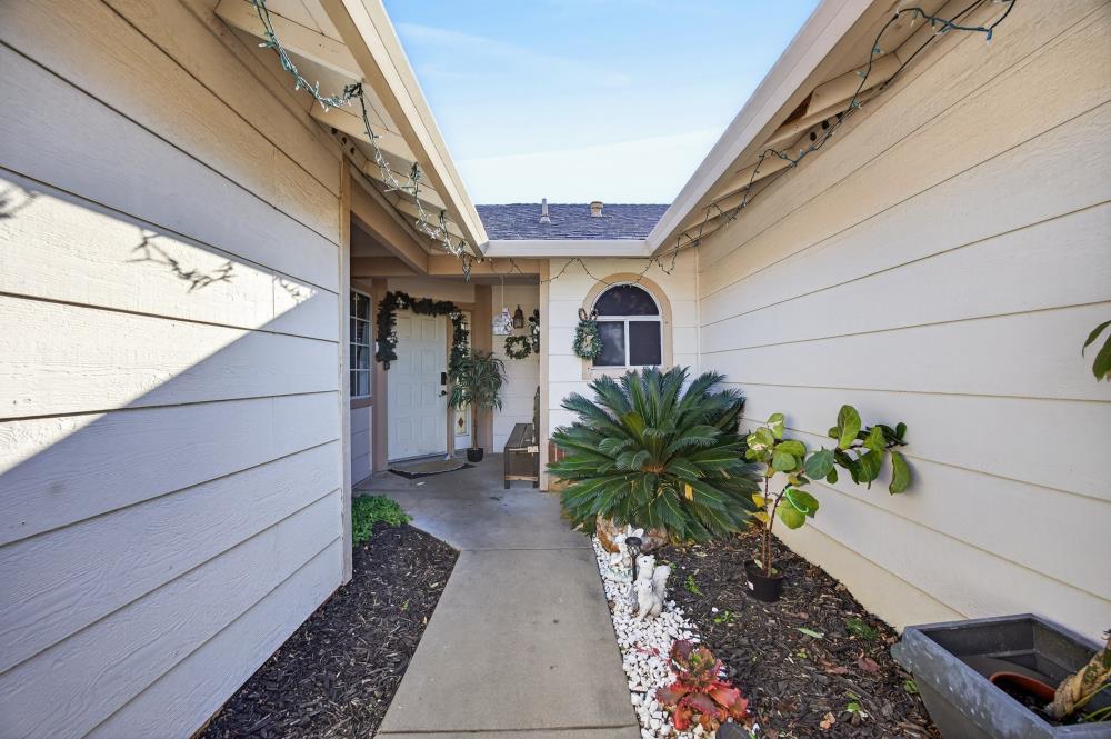 8055 Stags Leap Court