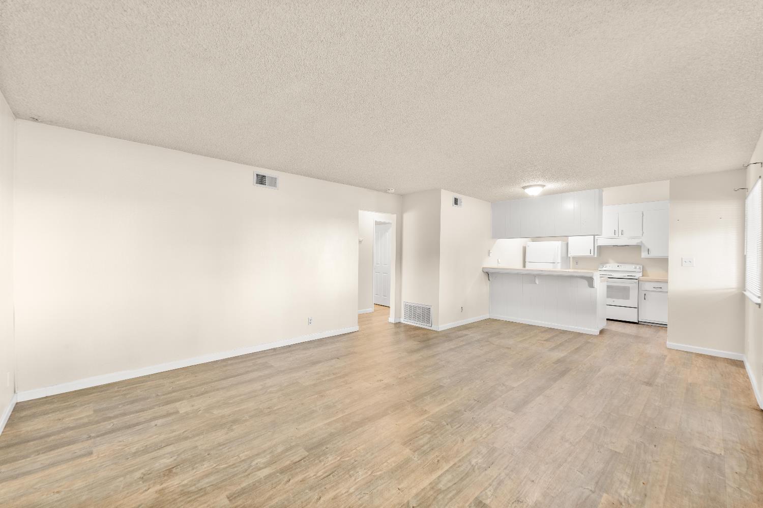 10811 Coloma Road 1