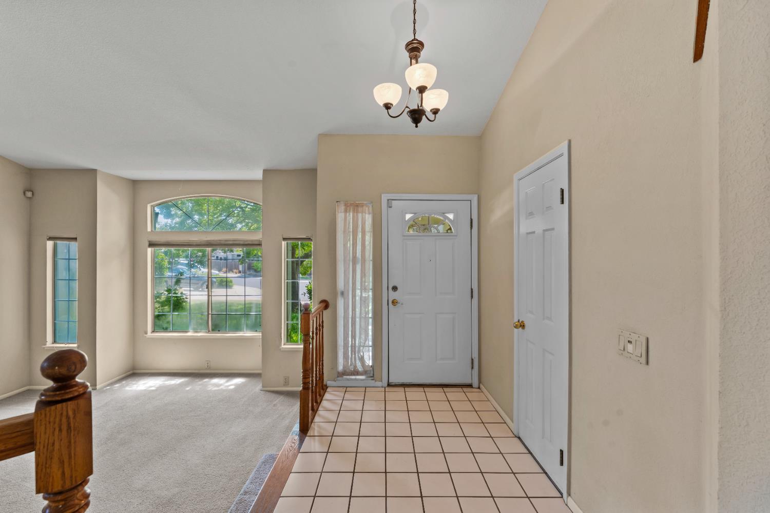 6009 Villa Rosa Way
