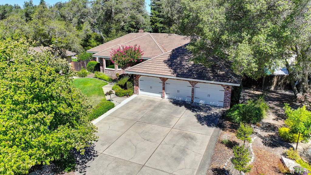 7921 E Hidden Lakes Drive