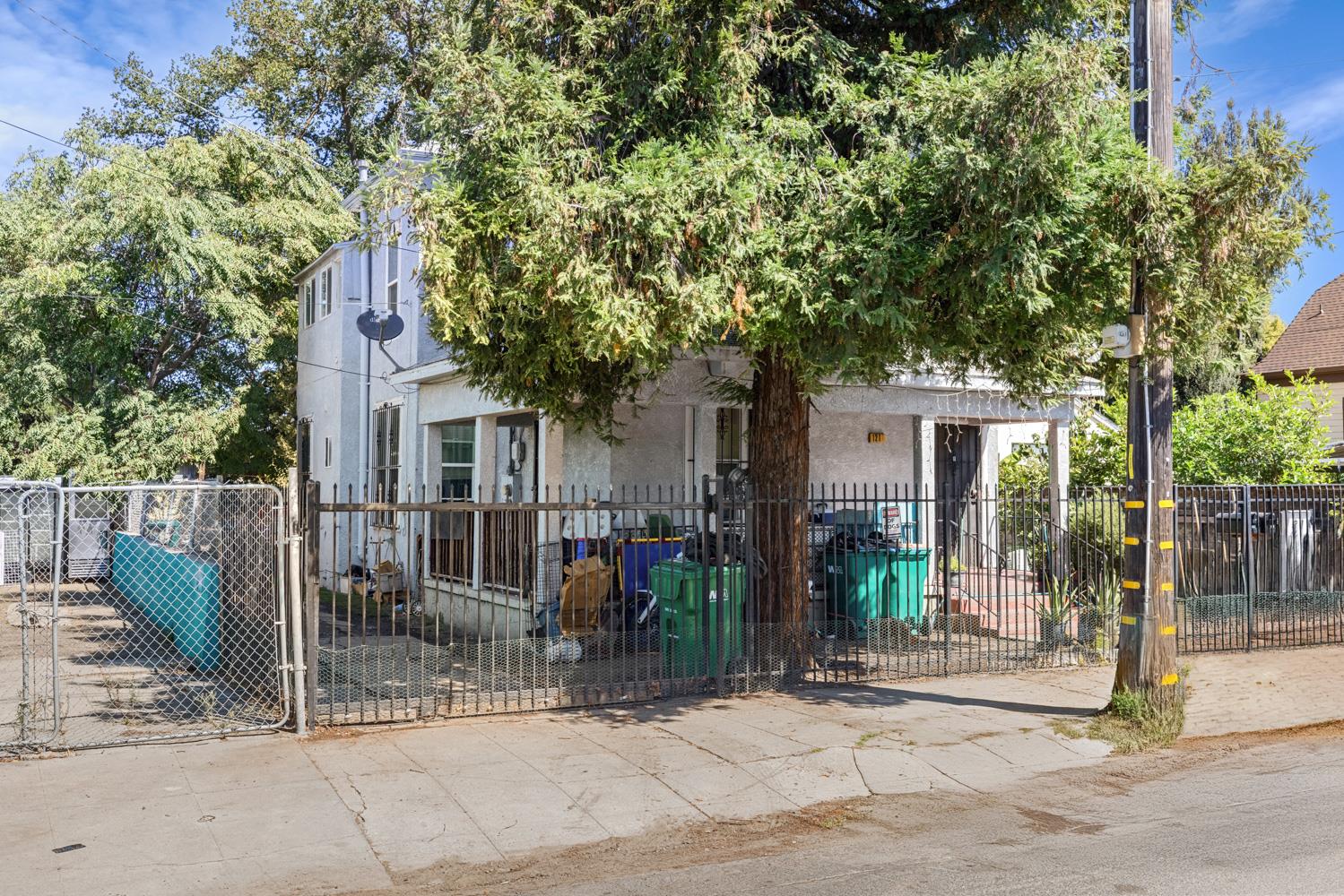 1211 E Main Street