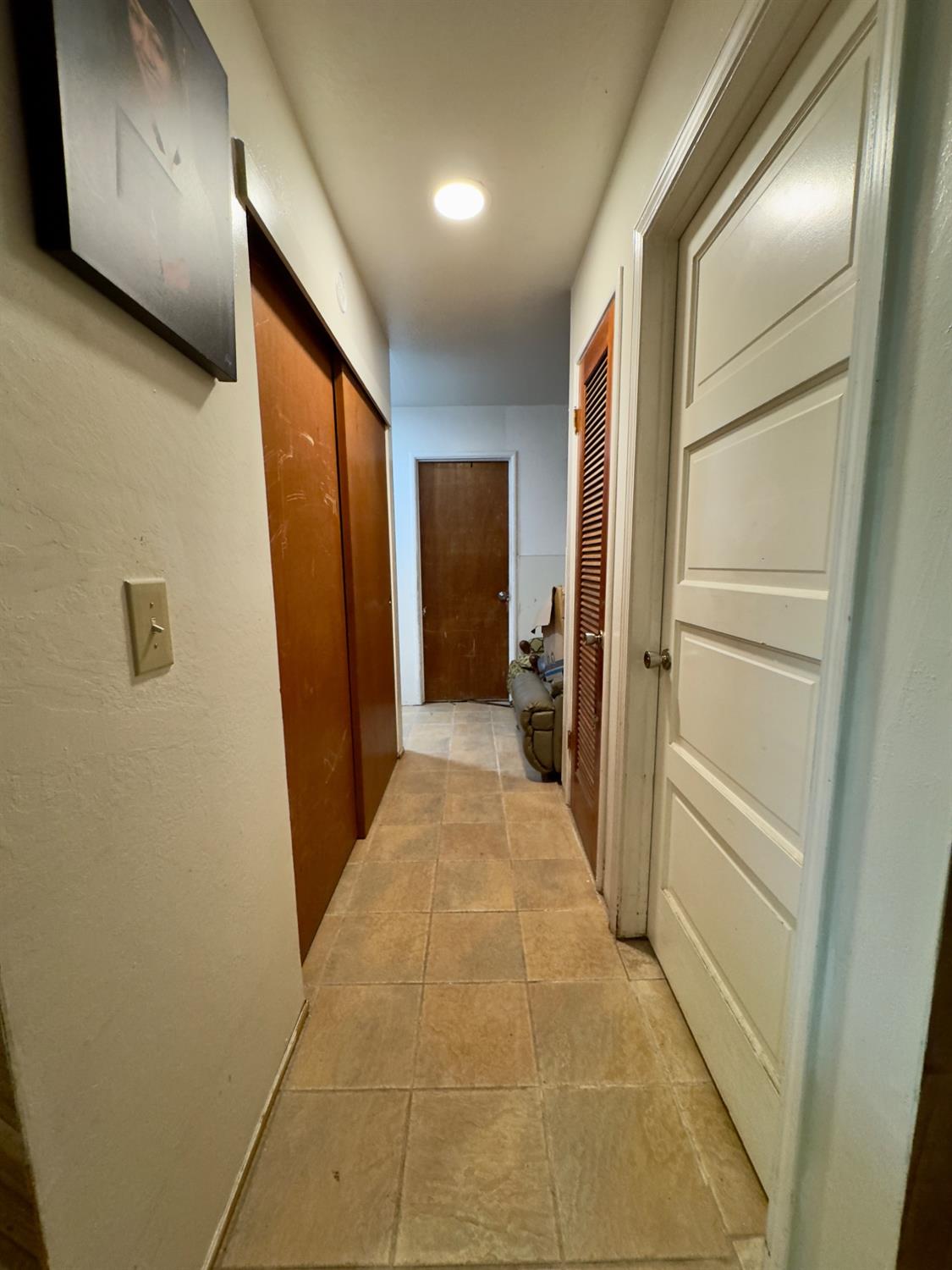 8233 Short Road