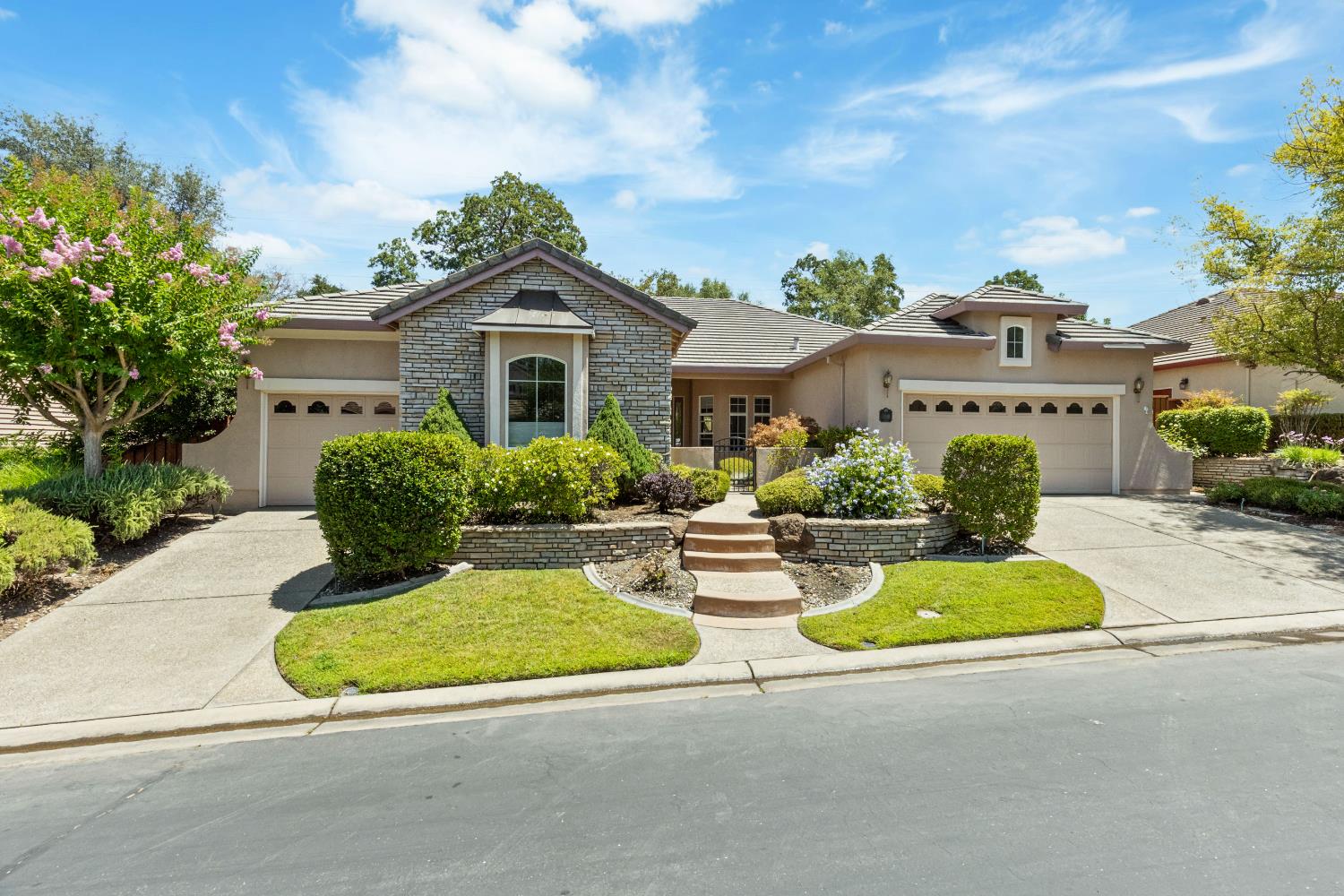 5081 Eagleton Way
