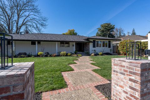 811 Southwick Way Sacramento CA 95864