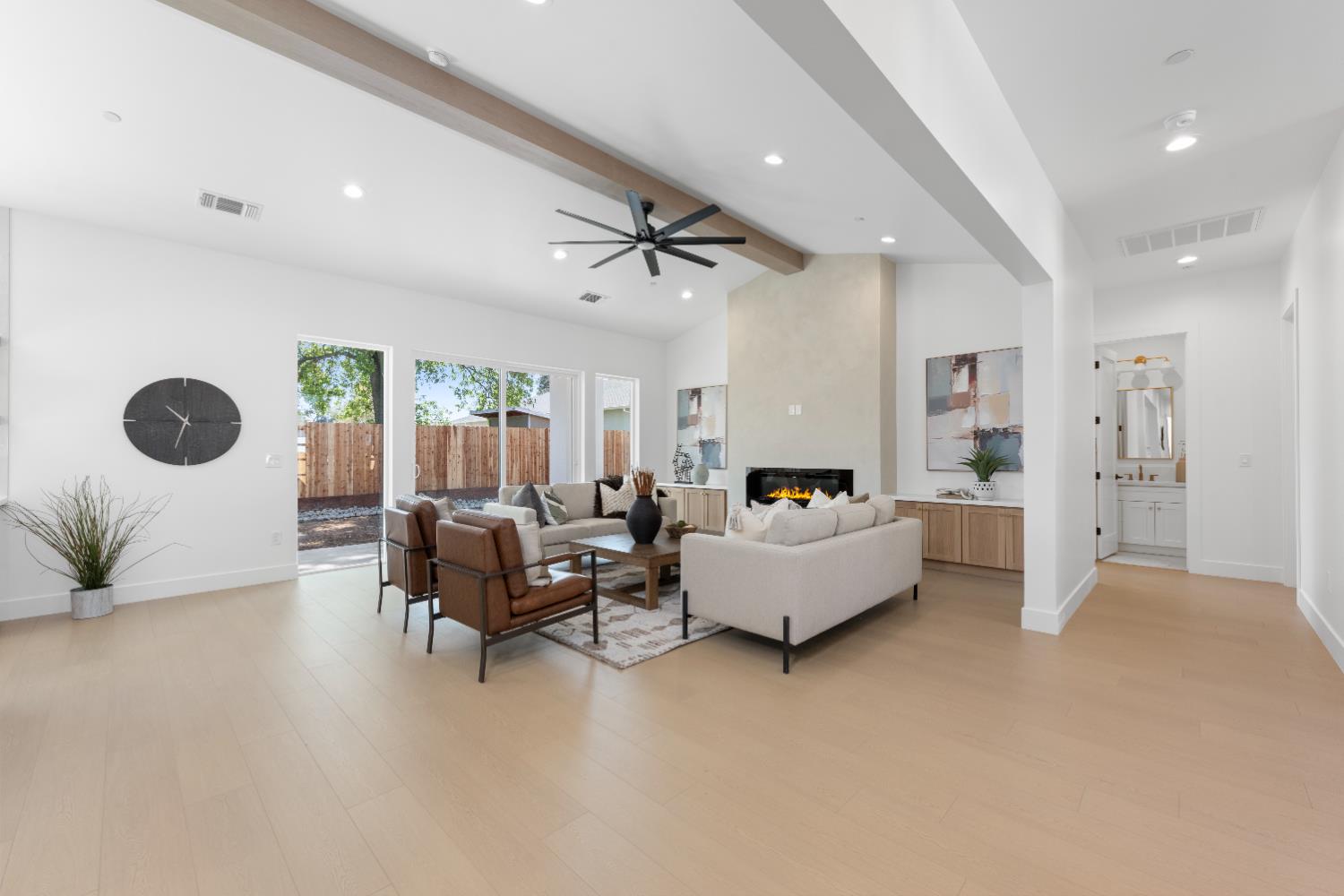 8924 Maple Hill Lane