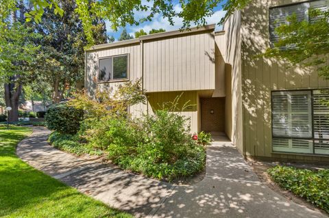 1406 Commons Drive Sacramento CA 95825