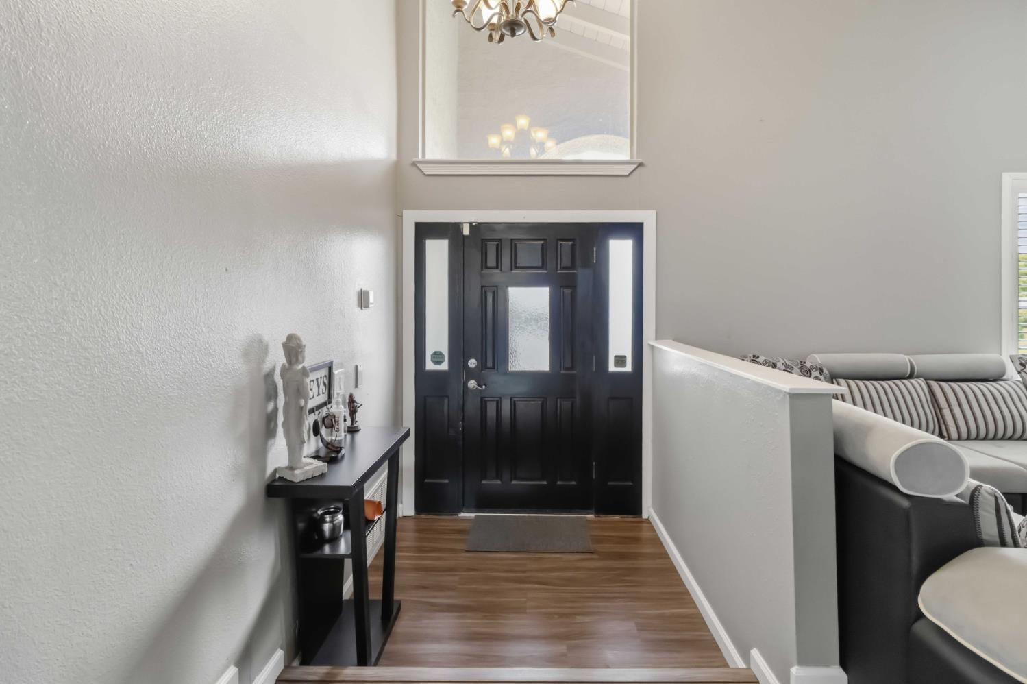 8308 Canyon Oak Drive