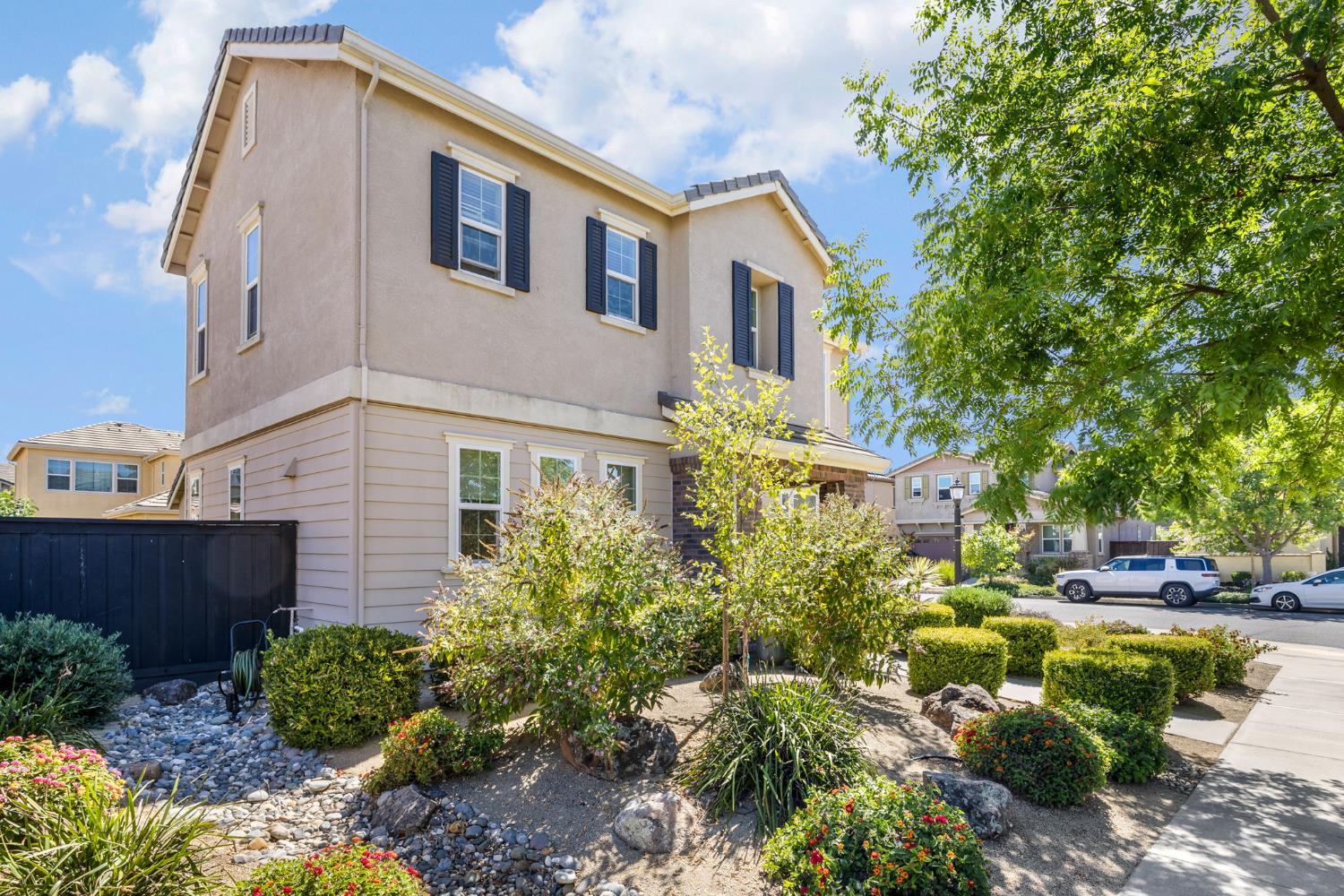 2536 Webster Court