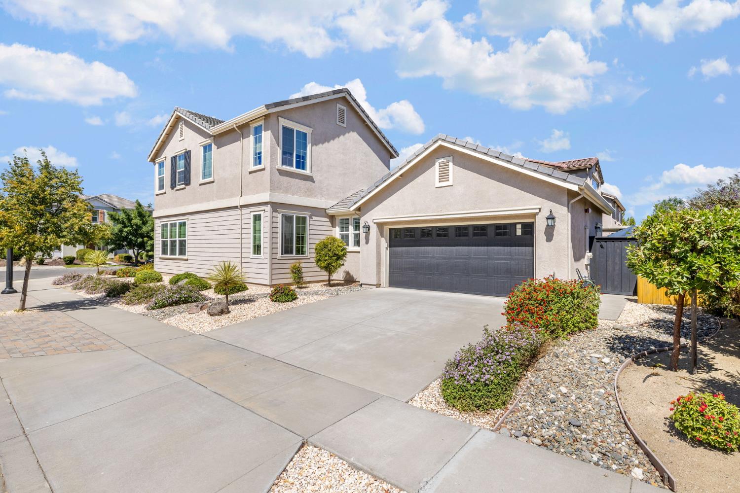 2536 Webster Court