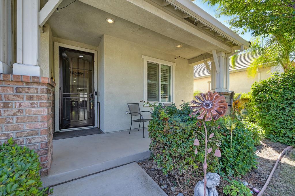 18236 Commercial Street