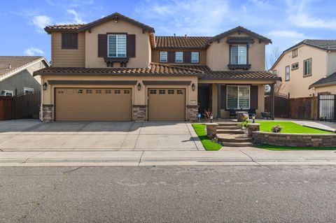 9880 Izilda Court, Sacramento, CA 95829 - #: 225034194