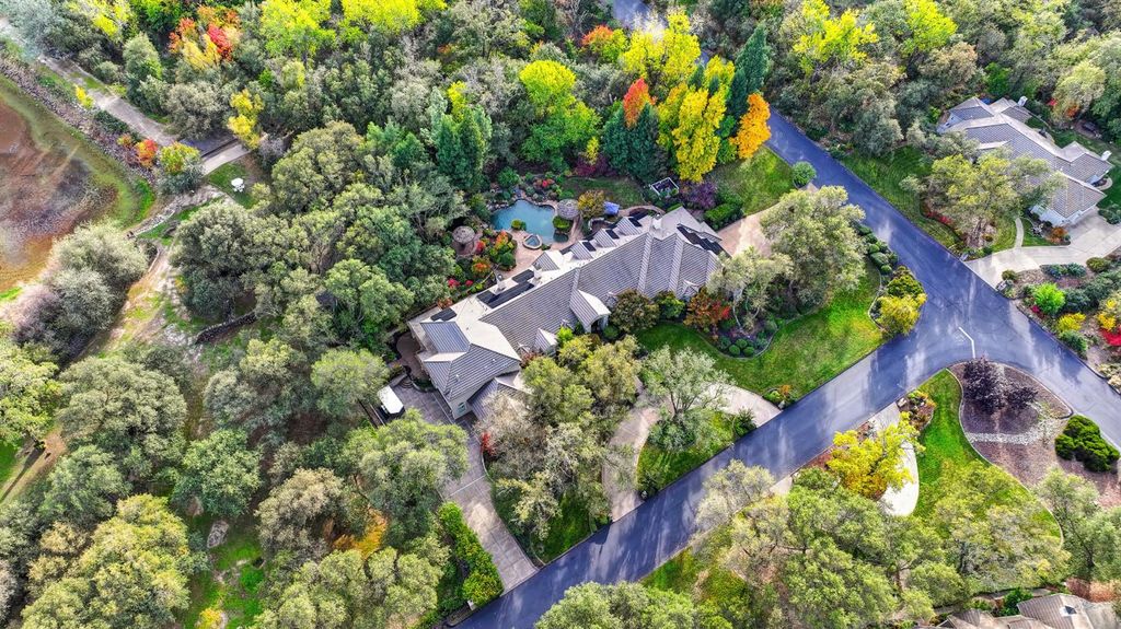 Photo of 5804 Saint Francis Court, Loomis, CA 95650 (MLS # 225141064)