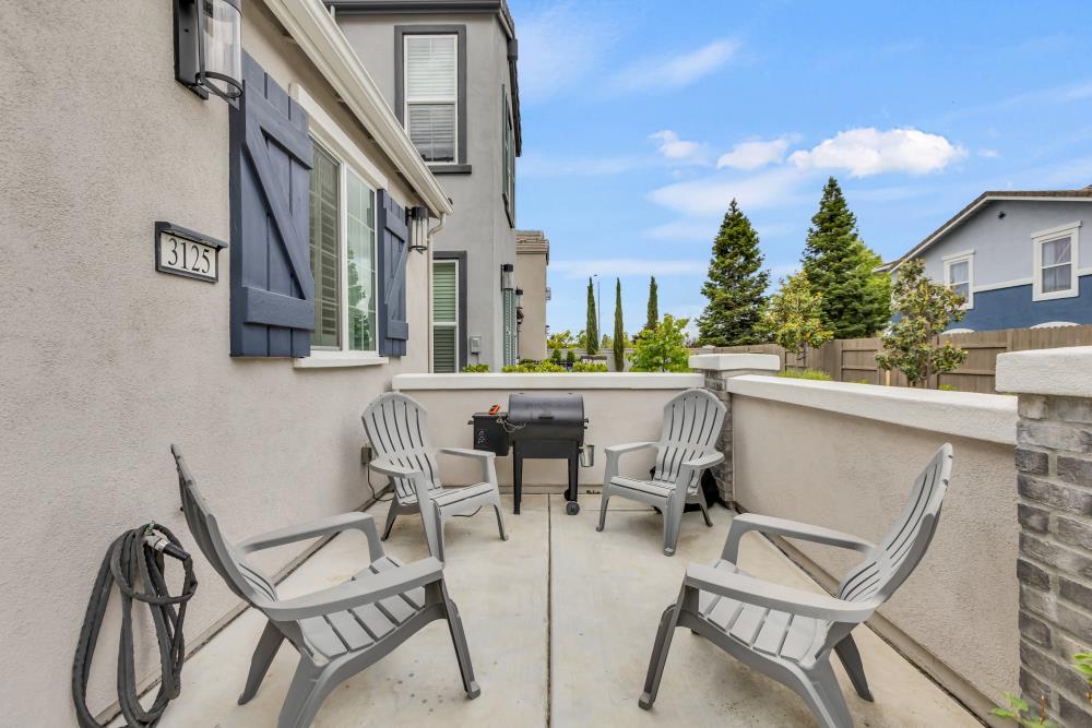 3125 Tanager Court
