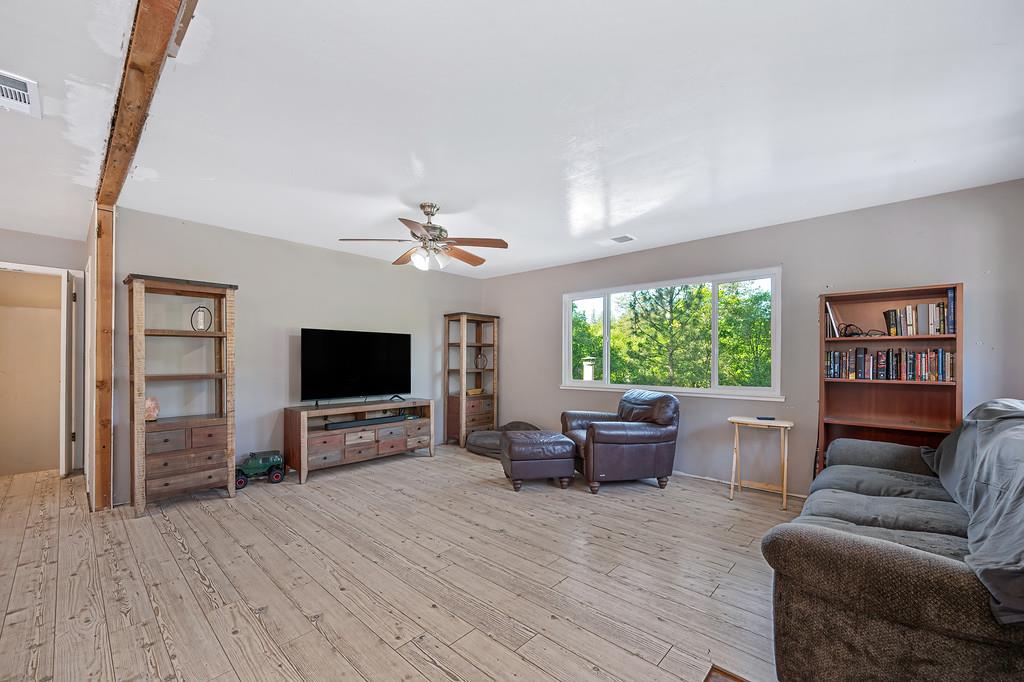 456 Greenwood Drive