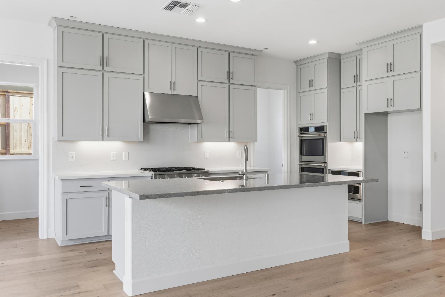 4534 Dewey Oak Circle