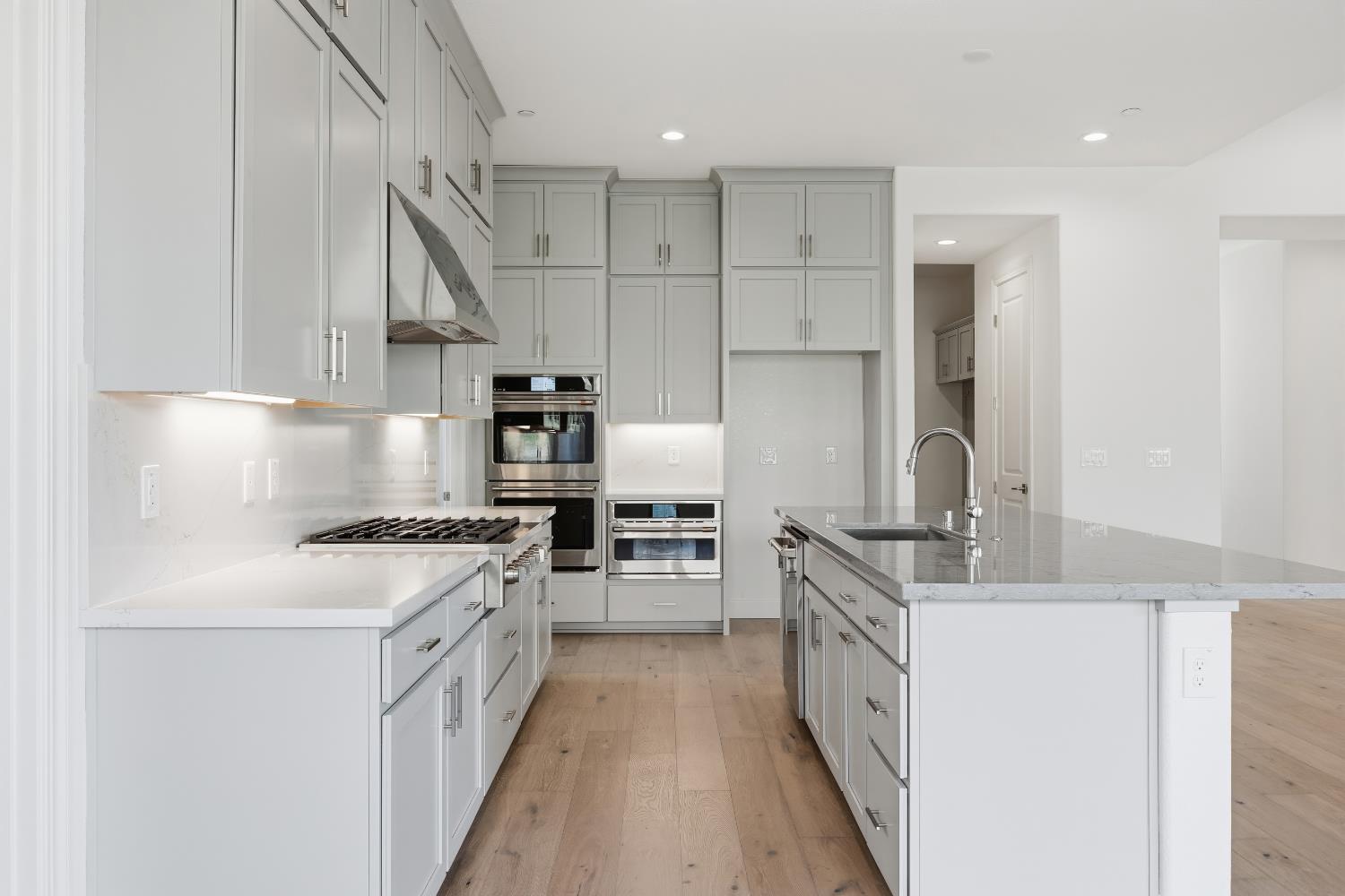 4534 Dewey Oak Circle