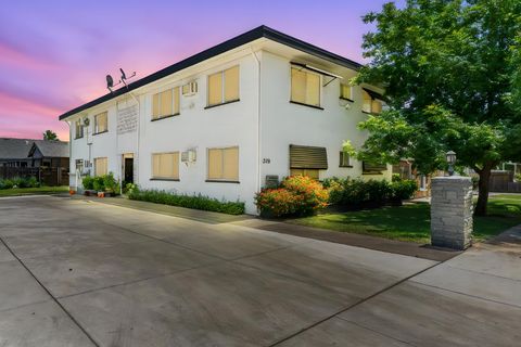 219 S 2nd Avenue Oakdale CA 95361