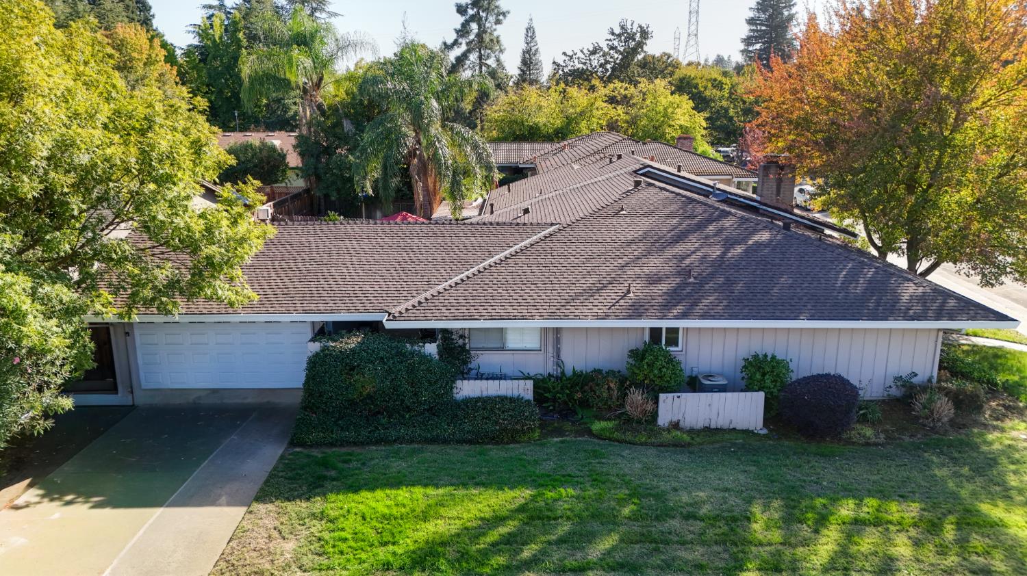 6 Saratoga Circle