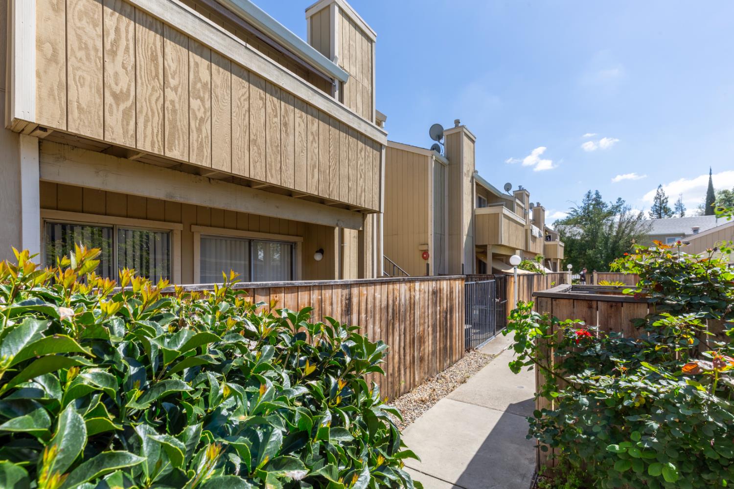 2330 Hurley Way